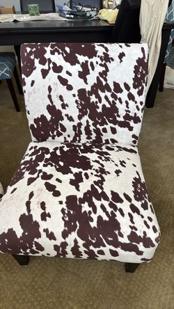 Accent chairs
