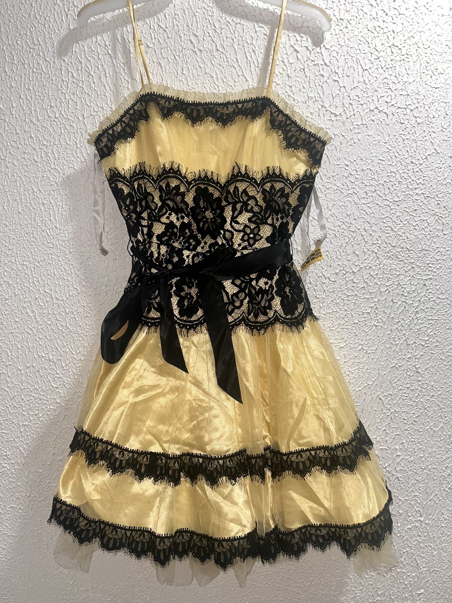 ASPEED GOTH DRESS YELLOW LACE