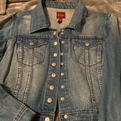 Wome Crop Jean Jacket Size Xl