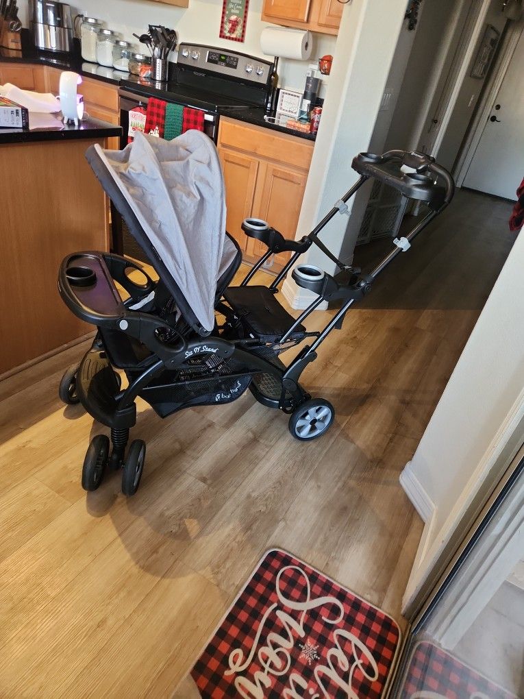 BABYTREND STROLLER $45
