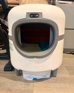 automatic self-cleaning cat litter box