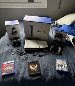 🔥🔥🔥Sony  5 PS5 Slim Disc Free 1TB Console Bundle W/ DualSense games and headset