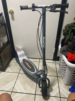 Razor E300 Electric Scooter