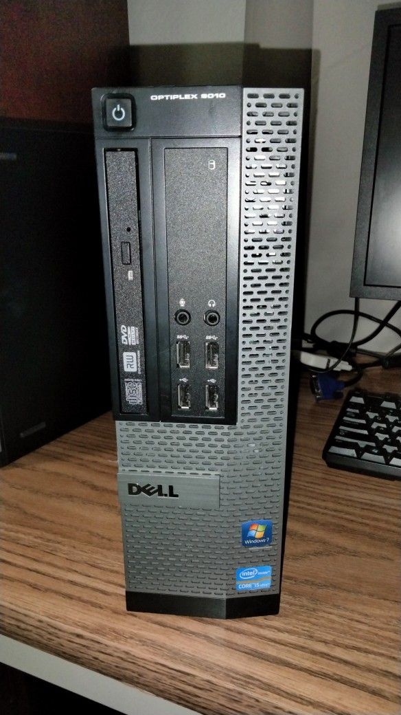 Dell Otiplex 9010 Desk Top + Dual Monitors (Pc2)