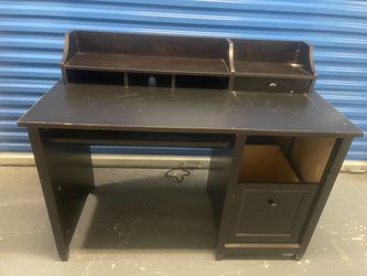 Free desk