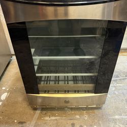 Mini Wine Cooler / Fridge