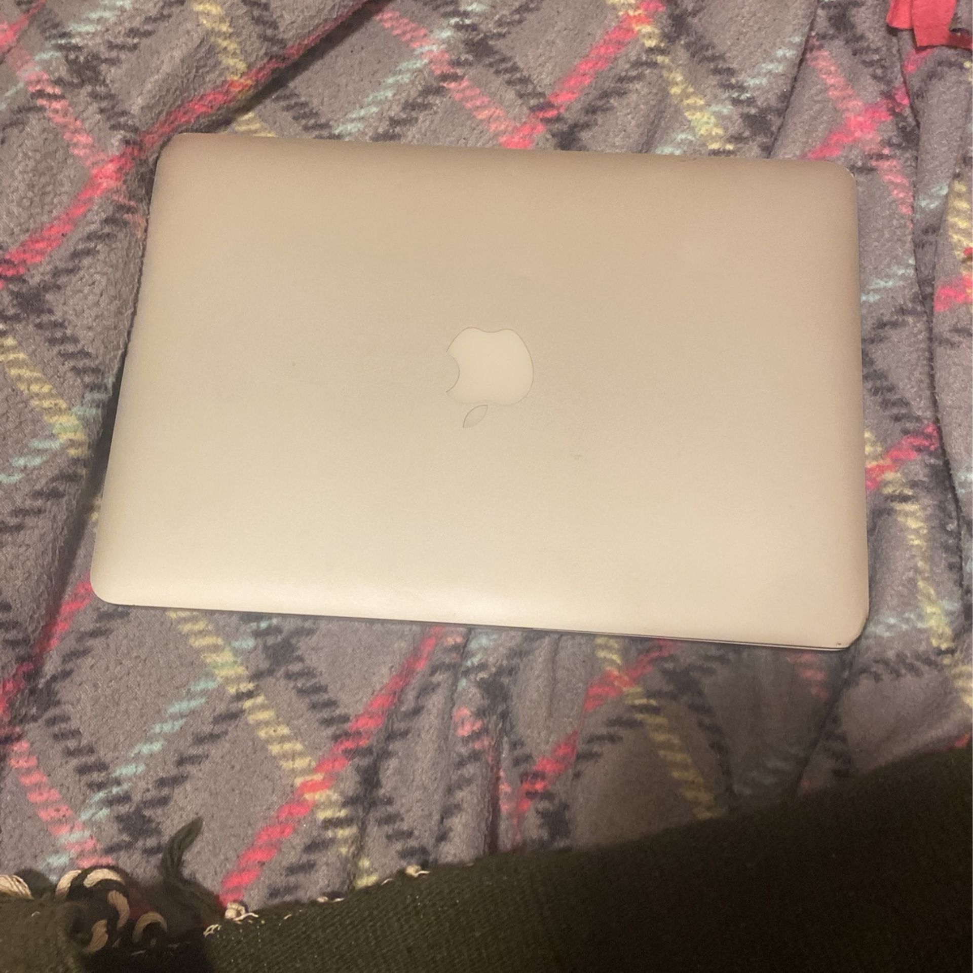 Macbook