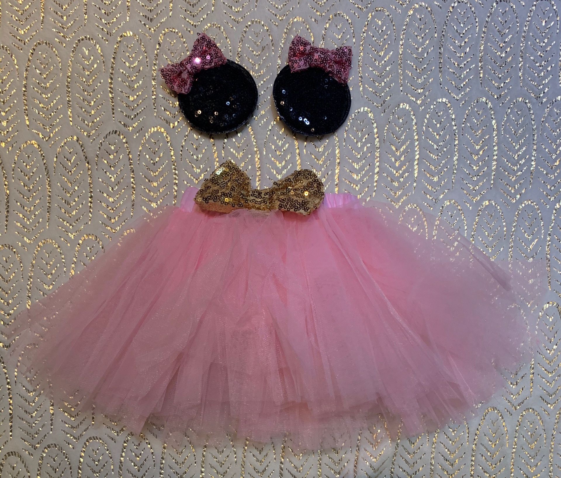 Minnie Mouse ear clip tutu size 6 months 12-18 months