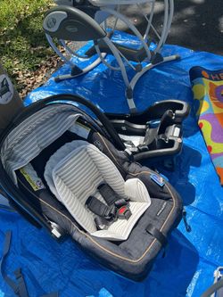 Graco Infant Carrier Car Seat With Base