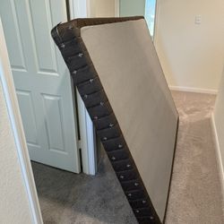 Box spring queen en buen estado