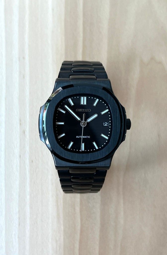 Seiko Mod Black Dial