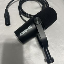 Shure MV7X - XLR only