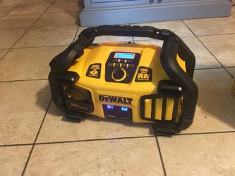 Dewalt power station