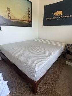 Queen LEESA Mattress ($1300 retail)
