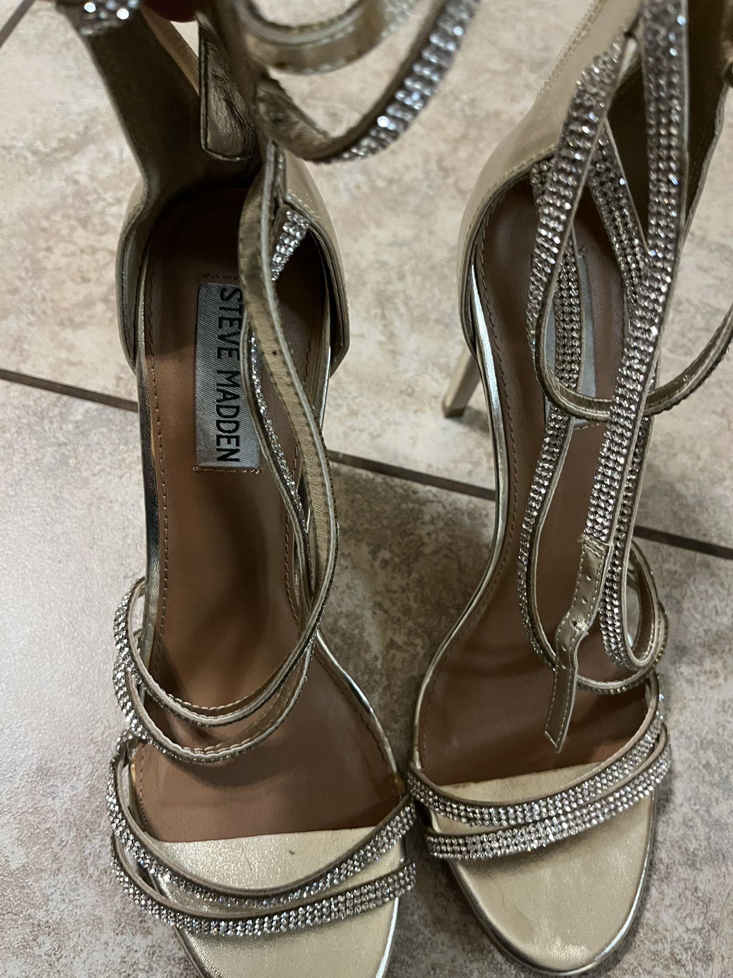 Steve Madden Size 8 High Heels