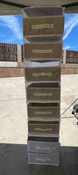 She organizer/ clothes organizer/ closet