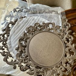 GG Collection 14-Inch Diameter Acanthus Leaf Ornate Brown Metal Chargers (Set of 4)