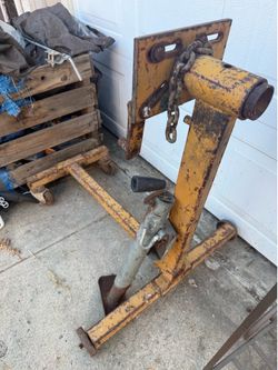 Motor holder