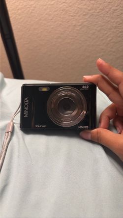 MINOLTA CAMERA