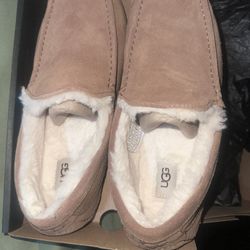 Ugg