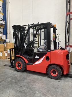 HC (Hangcha) LPG Pneumatic Forklift FP25CP