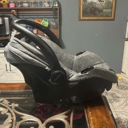 Infant Car seat