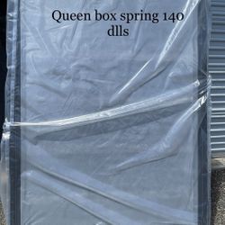 Queen Box Spring 140 Dlls 