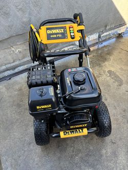 4400 Dewalt power washer   4.0 GPM