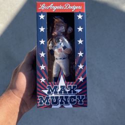 2022 Max Muncy Bobblehead ⚾️