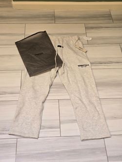 Essentials Light Oat Pants (Relaxed)