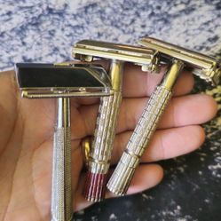3 Old Razers 