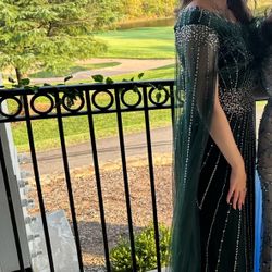 Modest Emerald Green Fitted Gown
