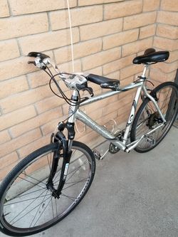 Trek 7700 Multitrack Hybrid Bicycle for Sale in Mesa AZ OfferUp