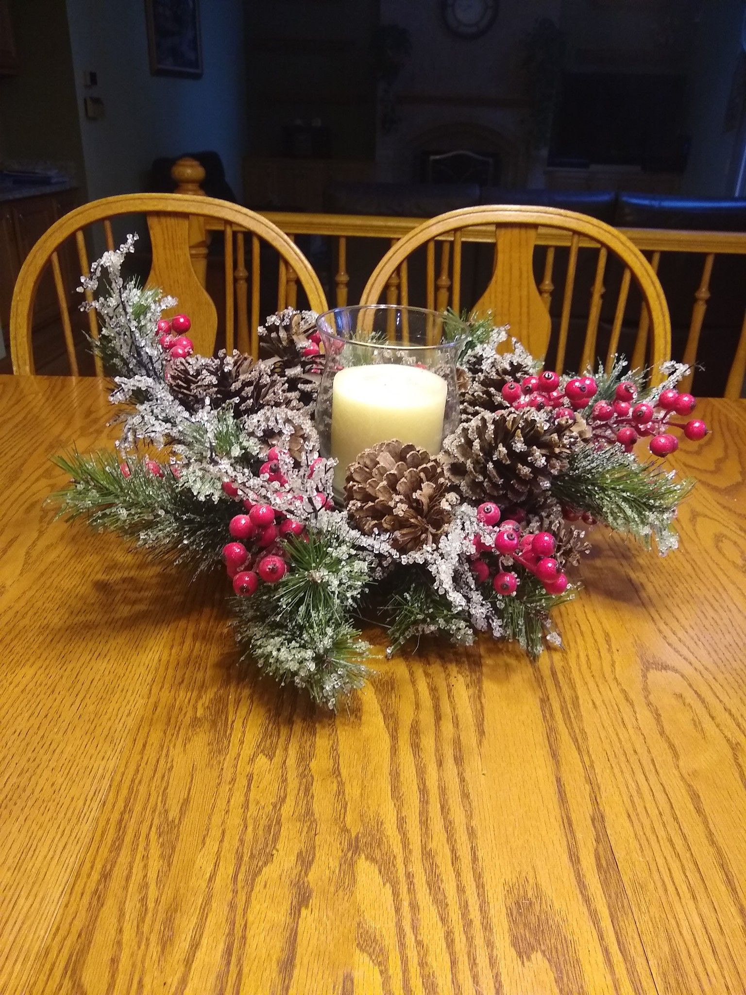 Holiday candle centerpiece