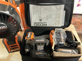 Drill, taladro , ventilador RIDGID Incluye dos baterías, y cargador , totalmente nuevo todo, nada usado todos sus accesorios ..