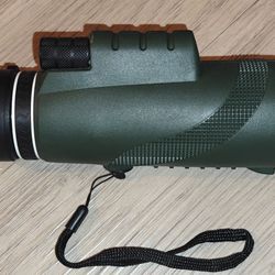 Monocular set with tripod and phone mount NEW