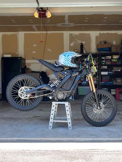 2025 Surron LBX Light Bee X
