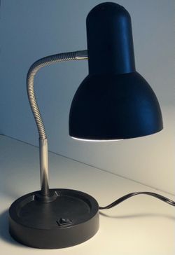 16" Tall  120 V Black Small Office Desk Electric Expandable Lamp