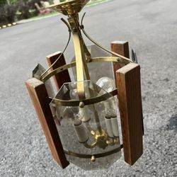 1970 ’s Retro Ceiling Light /Etched, And Beveled Glass, Brass &  Wood $10.00