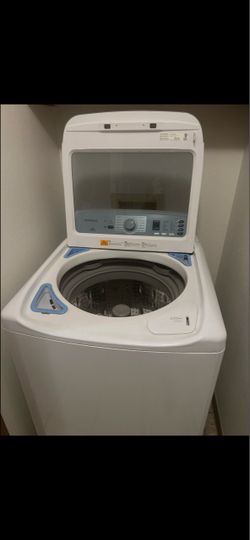 INSIGNIA WASHER/ DYER SET