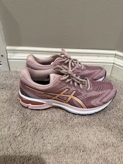 Women’s Asics GT 2000 8 Size 10