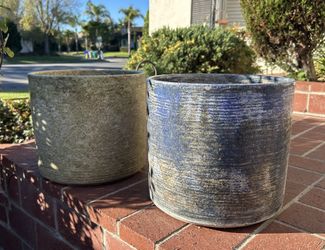 Vintage LOT 2- Mid Century 1960’s Gainey? Unsigned Ceramics Speckled  Architectural Planter Pots Collectibles Worn Pair 