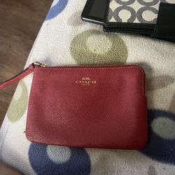 Wristlet