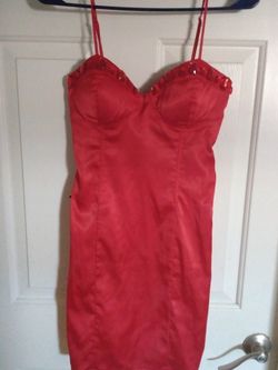 Red Short Drees