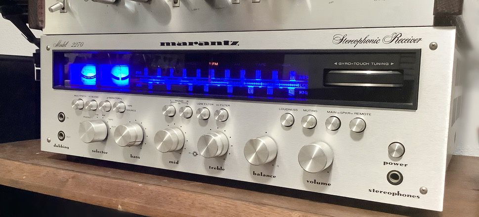 Nice Marantz 2270 Stereo Receiver. Silverface. New blue led’s. Excellent condition for age.