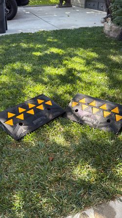 Vevor Black and Yellow 2 Speed Bump with Mounting Hardware