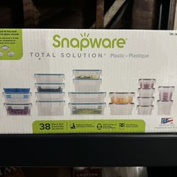 Snapware BPA-Free Plastic Storage Container Set - 38 pcs