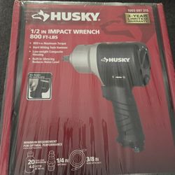 Husky 1/2" Air Impact 800ft Lbs