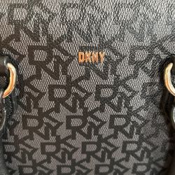 DKNY Brand New Purse Never Used