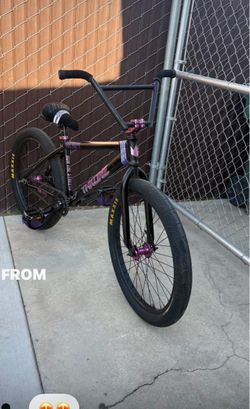throne 24inch black berry